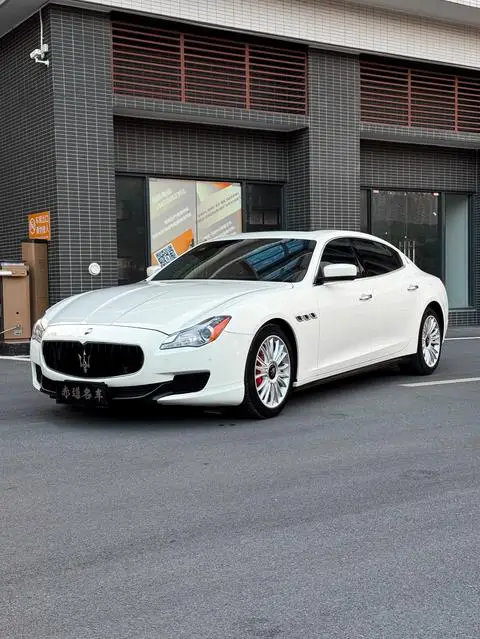 Maserati Quattroporte 2015