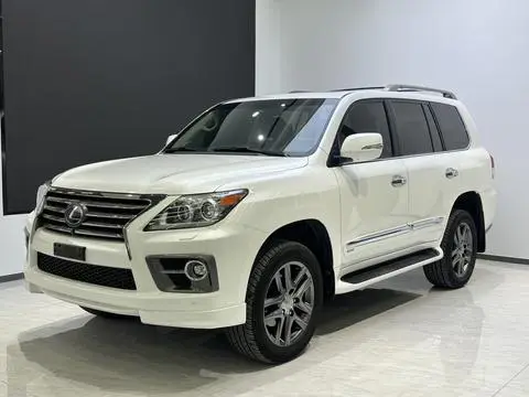 Lexus LX 2013