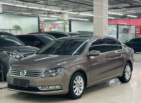 Volkswagen Magotan 2016