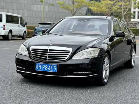 Mercedes-Benz S-Class 2010