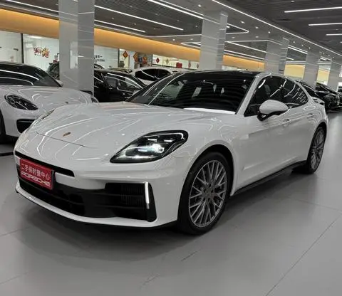 Porsche Panamera 2024