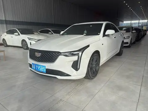 Cadillac CT4 2022