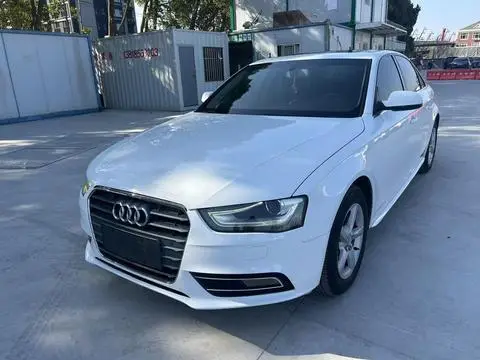 Audi A4L 2015