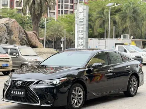 Toyota 亚洲龙 2019