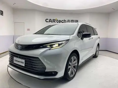 Toyota 赛那 2023