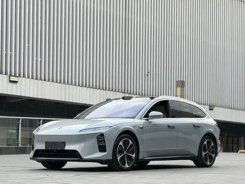NIO ET5T 2025