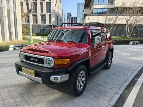 Toyota FJ 酷路泽 2018