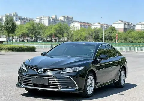 Toyota Camry 2021