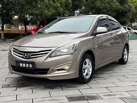 Hyundai 瑞纳 2016