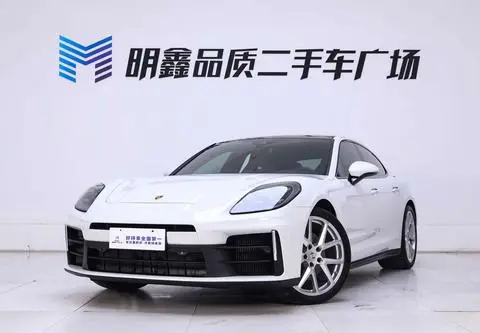 Porsche Panamera 2024