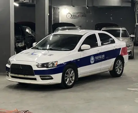 Mitsubishi 翼神 2015