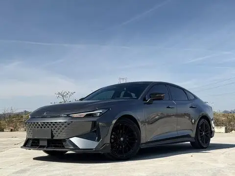 Changan UNI-V 2024