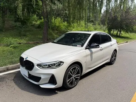 BMW 1 Series 2021