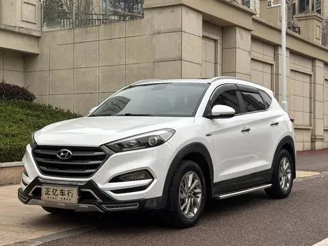 Hyundai 途胜 2015