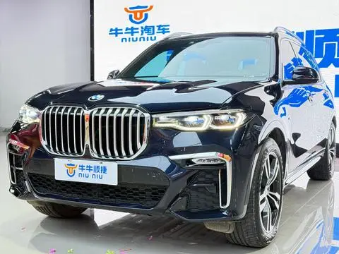 BMW X7 2021