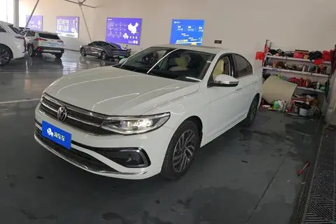 Volkswagen Bora 2023