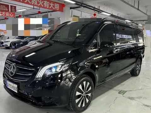 Mercedes-Benz 威霆 2023