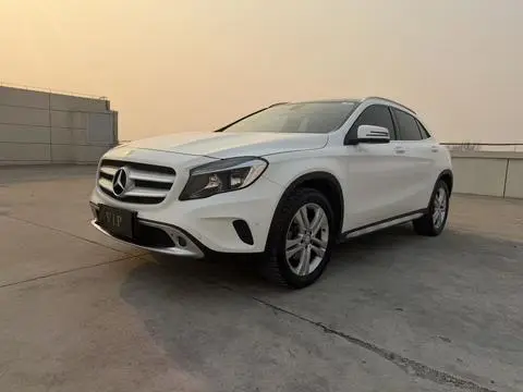Mercedes-Benz GLA 2016