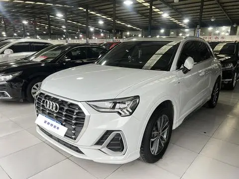 Audi Q3 2021