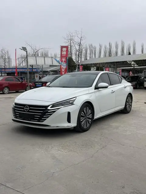 Nissan Teana 2022