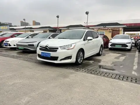Citroën C4L 2014