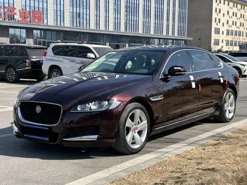 Jaguar XFL 2018