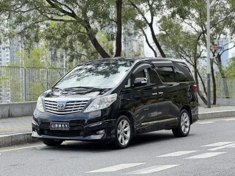 Toyota 埃尔法 2011