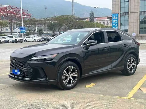Lexus RX 2023
