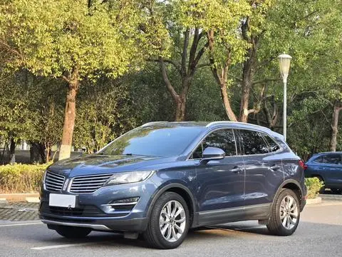 Lincoln MKC 2017