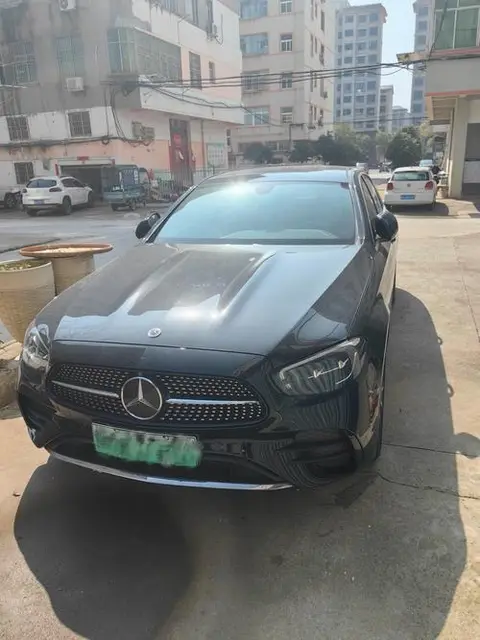 Mercedes-Benz E-Class 2023