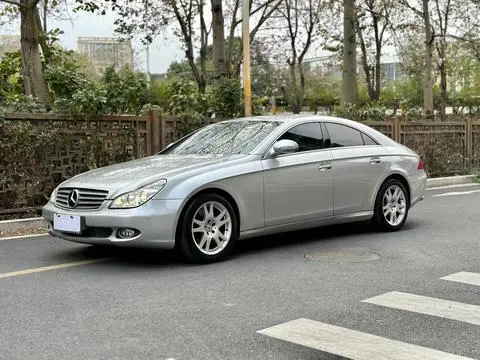 Mercedes-Benz CLS 2005 — фото 1