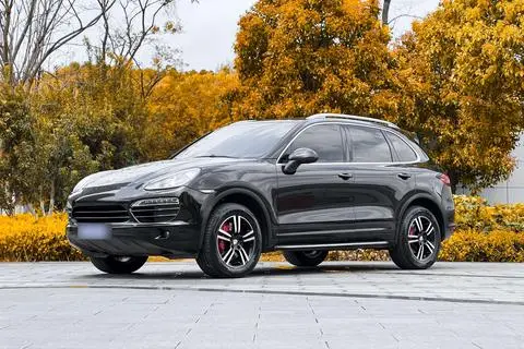 Porsche Cayenne 2014 — фото 1