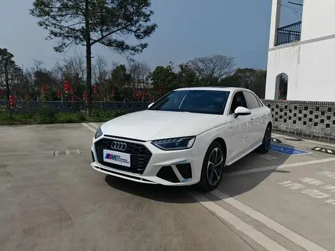 Audi A4L 2022