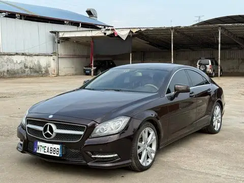 Mercedes-Benz CLS 2012 — фото 1