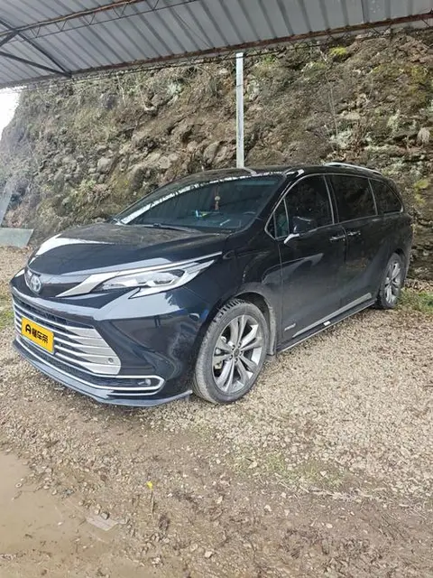 Toyota 赛那 2023