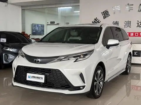 Toyota Granvia 2024