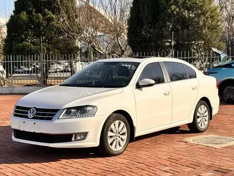Volkswagen Lavida 2013