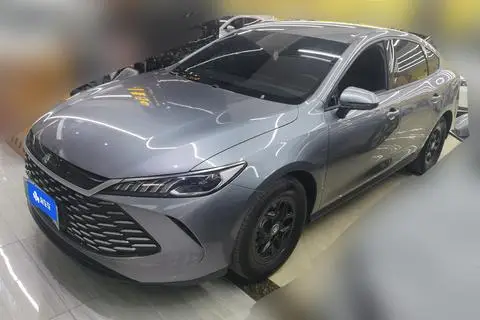 BYD 秦PLUS DM 2025 — фото 1