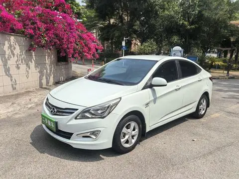 Hyundai 瑞纳 2014