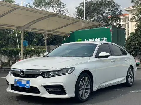 Honda 英仕派 2019 — фото 1