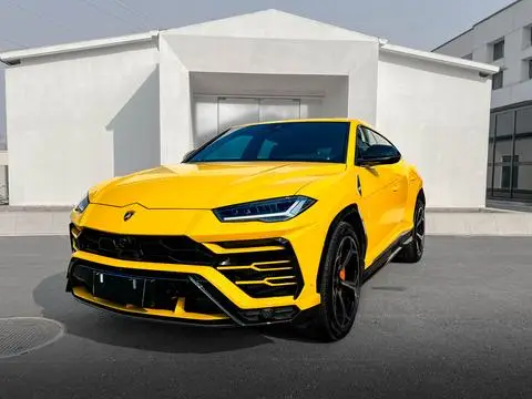 Lamborghini Urus 2021