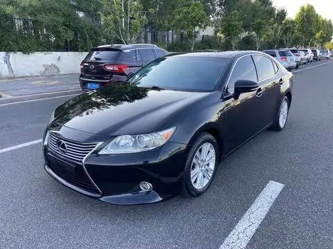 Lexus ES 2013
