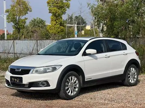 Qoros 3 2015