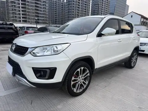 BAIC X35 2016