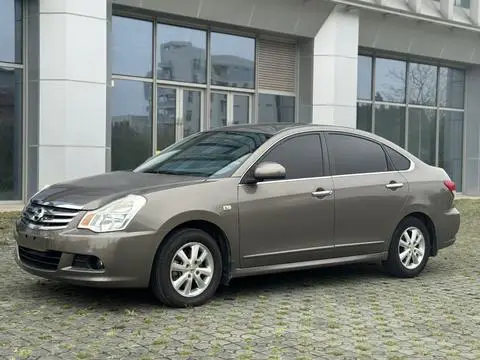 Nissan 轩逸 2012