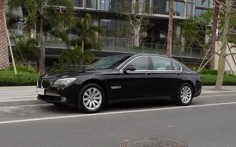 BMW 7 Series 2009