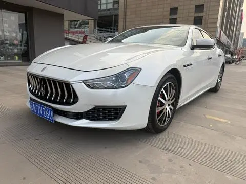 Maserati Ghibli 2015