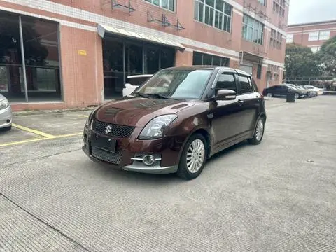 Suzuki 雨燕 2011
