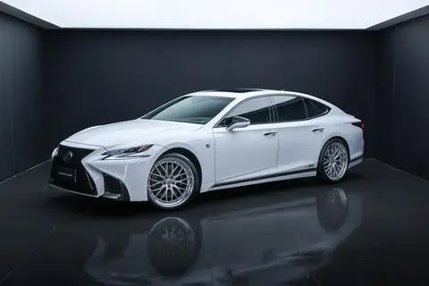 Lexus LS 2018 — фото 1