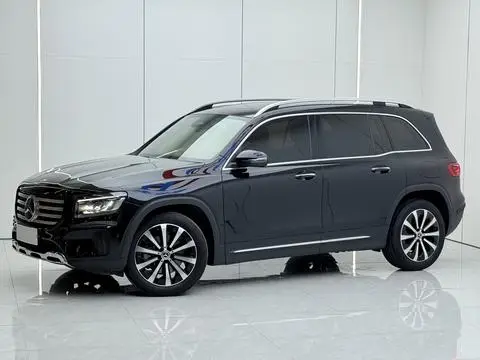 Mercedes-Benz GLB 2024